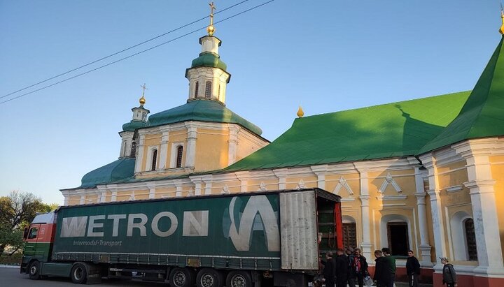 УПЦ передала 18 тонн гуманітарної допомоги у Чернігівську область