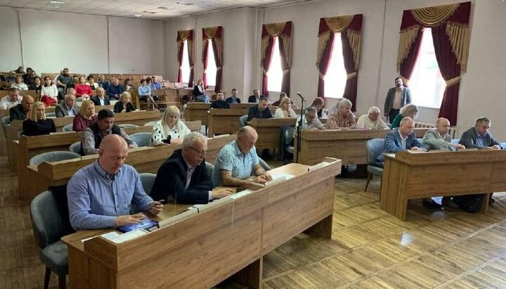 Після нападу на священника у Стриї місцева влада заборонила УПЦ