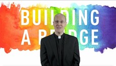 Священник РКЦ розповів про важливість місяця гордості ЛГБТ для католиків