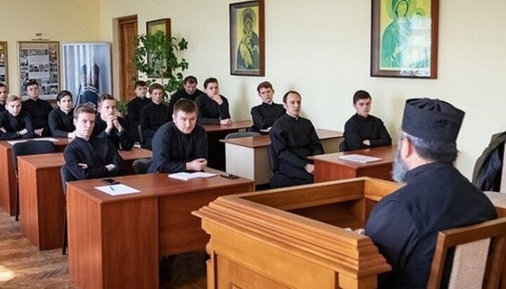 Киевская и Сумская духовные семинарии начинают прием документов. Фото: Фото: sds.sumy.ua