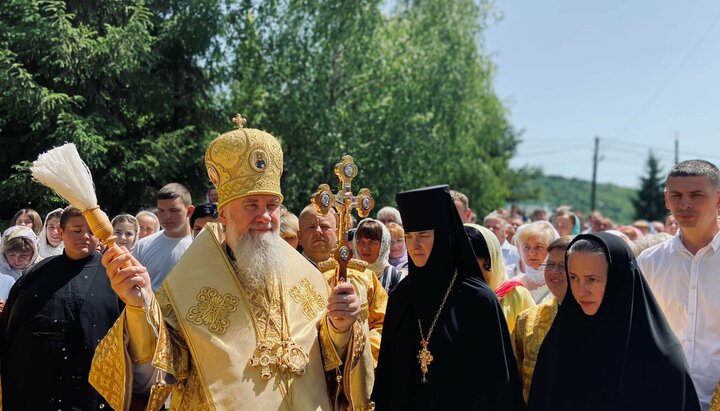 Митрополит Феодор во время престольного праздника. Фото: m-church.org.ua