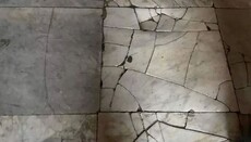 Разрушены мраморные плиты: Айя-София страдает из-за нашествия туристов