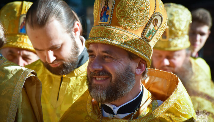 Κληρικός UOC: Ο Ζελένσκι δεν εκπλήρωσε τις υποσχέσεις του προς την Εκκλησία