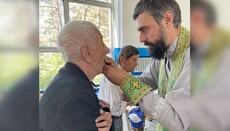 «Миссия милосердия» отвезла помощь бездомным старикам в Ясногородку