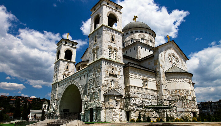 Кафедральный собор Воскресения Христова в Подгорице (Черногория). Фото: azbuka.ru