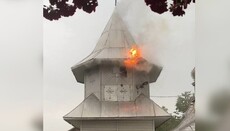 В селе Чудей колокольня храма загорелась из-за удара молнии