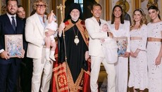 Arhiepiscopul Fanarului din SUA a botezat copiii unui cuplu homosexual