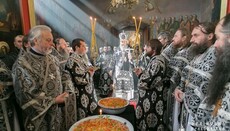 Предстоятель УПЦ звершив у Києво-Печерській Лаврі Літургію Передосвячених Дарів (ФОТО)