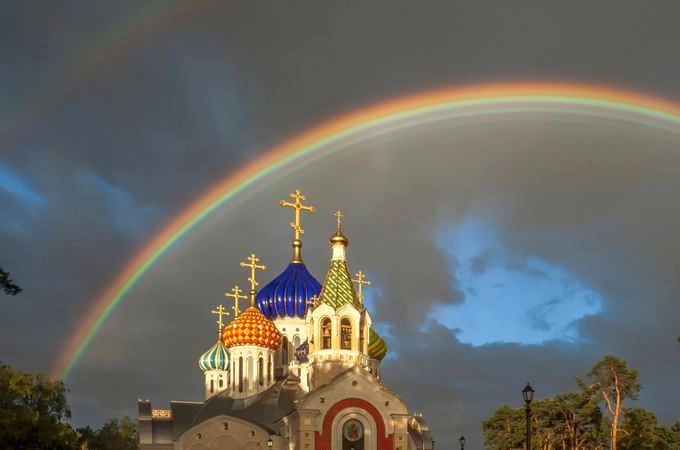 Торжество неторжествующей Церкви