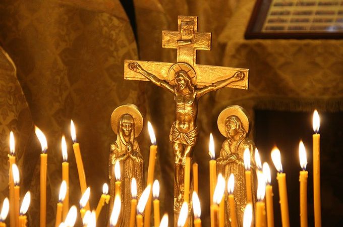 Патріарх Кирил звершив молитви за загиблими в авіакатастрофі в Ростові-на-Дону