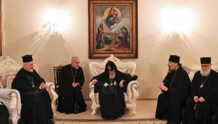 Патриарх Илия принял иерарха Фанара. Фото: пресс-служба Грузинского Патриархата
