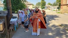 У храмах УПЦ Лисичанська організували щоденні обіди для нужденних