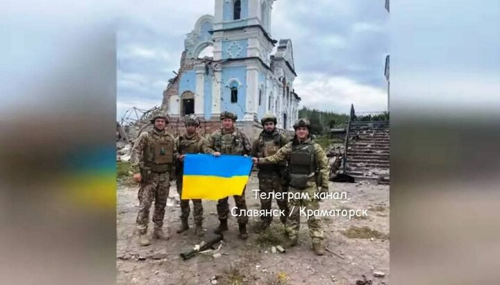 Украинские военные в селе Богородичное. Фото: Telegram-канал «Славянск/Краматорск»