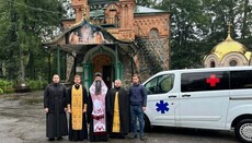 Управляющий Винницкой епархией передал больнице машину скорой помощи