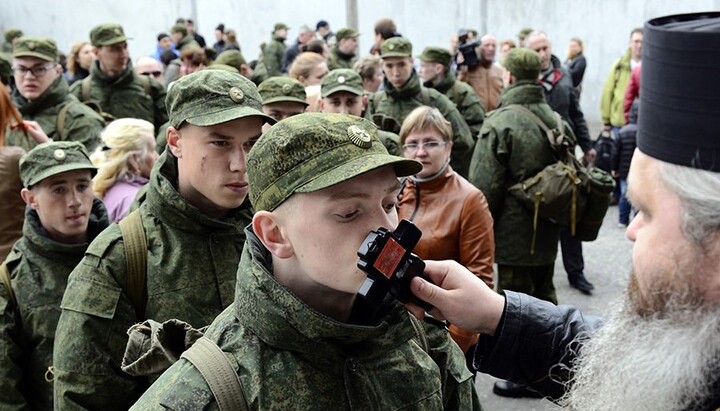 В России примут закон, запрещающий мобилизацию священников. Фото: ТАСС