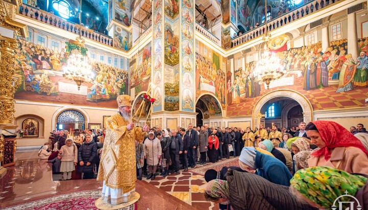 Богослужение в Лавре. Фото: news.church.ua