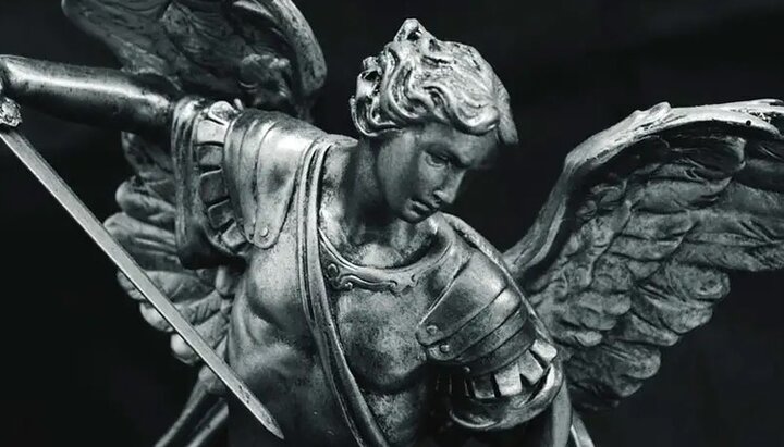 У Франції знесуть статую Михаїла Архангела на вимогу атеїстів