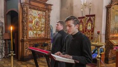 Студенты Киевских духовных школ читают Псалтирь за мир в Украине