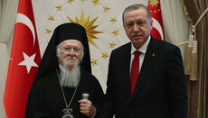 Глава Фанара «по-братски» призвал Патриарха Кирилла отказаться от престола
