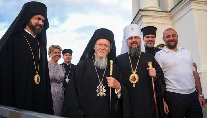 Патриарх Варфоломей и Епифаний Думенко. Фото: pomisna.info