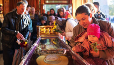 В Бухаресте мощам св. Димитрия Нового поклонились более 100 000 паломников