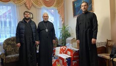 Священник из Чехии передал гумпомощь беженцам в Мукачевской епархии