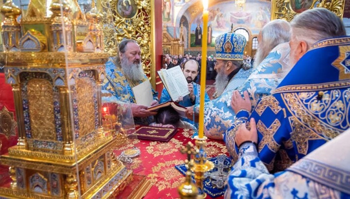 Архієрейська хіротонія архімандрита Микити. Фото: скріншот facebook.com/orthobuk