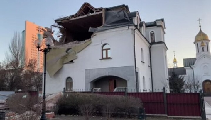 Від обстрілів постраждав храм Різдва Христового в Донецьку