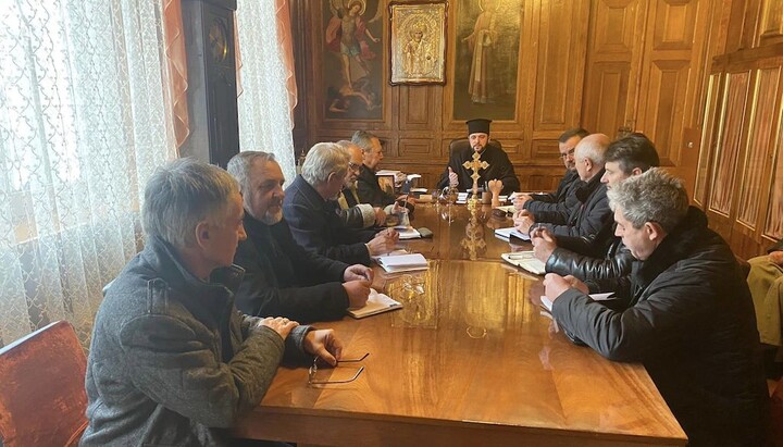 Заседание в Ровенском епархиальном управлении ПЦУ. Фото: rivne-cerkva.rv.ua
