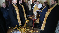 В Киево-Печерской лавре освятили крест для башни святого Иоанна Кущника