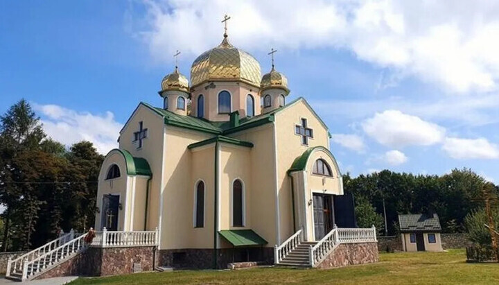 UOC assesses threats of Ivano-Frankivsk mayor to expel parish from its temple