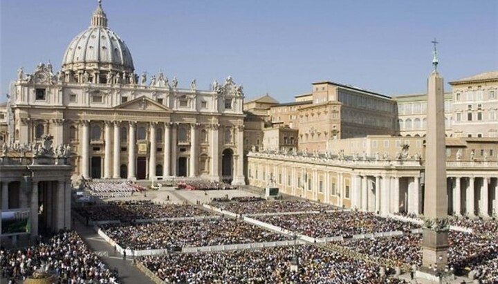 Ватикан принес официальные извинения России за высказывания папы Франциска. Фото: catholic.kg