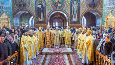 Предстоятель звершив літургію в Миколаївському храмі Покровського монастиря