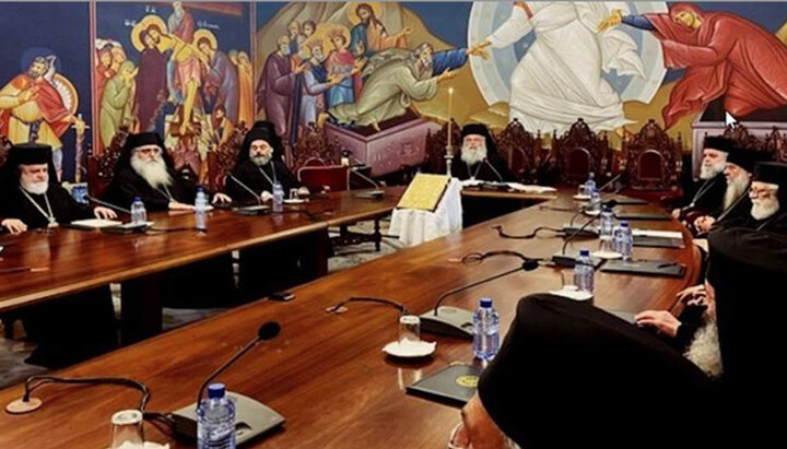 A meeting of the Synod of the Church of Cyprus. Photo: reporter.com.cy