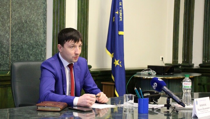 Заместитель мэра города Хмельницкого Василий Новачок предложил переименовать РФ. Фото: khm.gov.ua