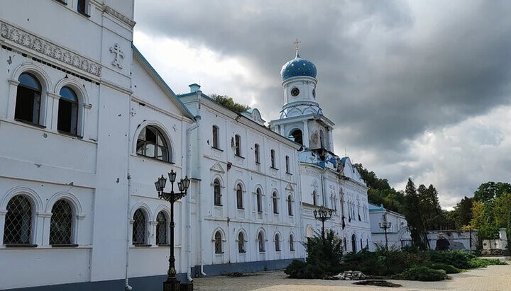 The Holy Dormition Sviatogorsk Lavra. Photo: the press service of the Chernivtsi Eparchy of the UOC