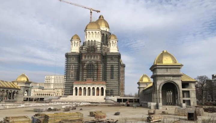 Строящийся собор в Бухаресте. Фото: ru.wikipedia.org