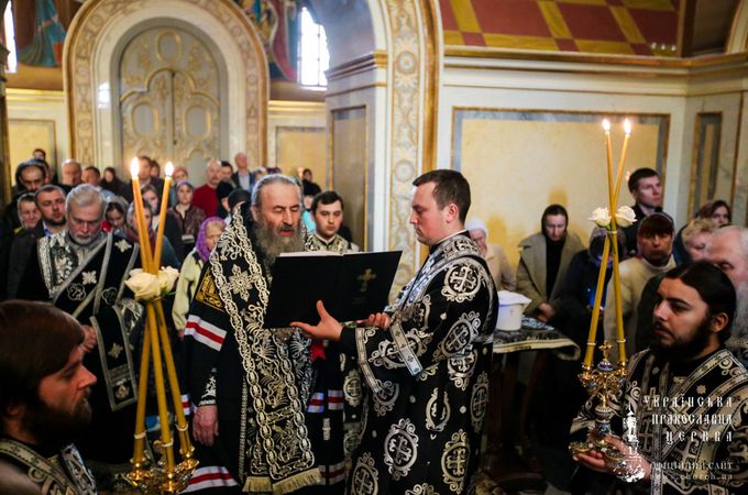 Предстоятель УПЦ відправив останню у цьому році Пасію (ФОТО)