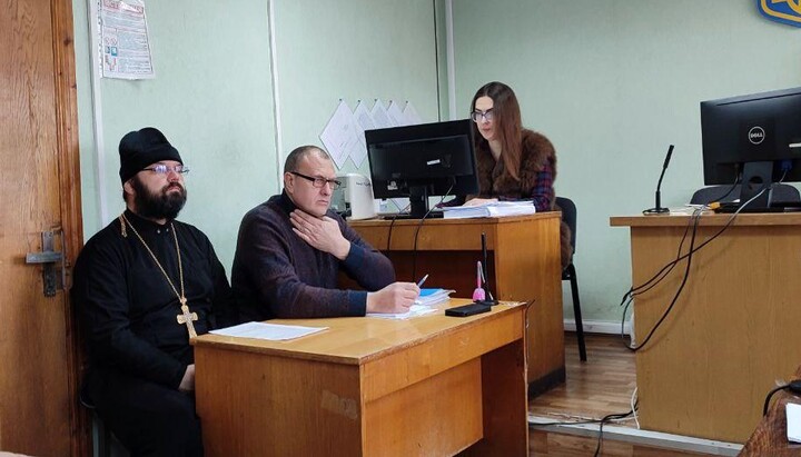 Суд избрал меру пресечения о. Роману Кондратюку. Фото: dostyp.com.ua