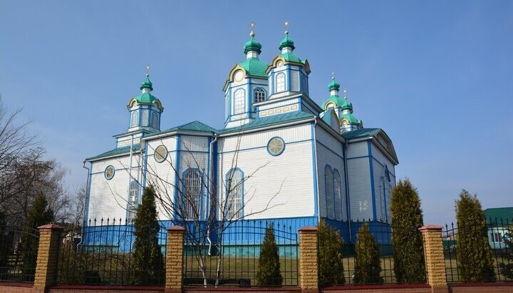 The Holy Protection Church in the village of Trebukhiv. Photo: kyivregiontours.gov.ua