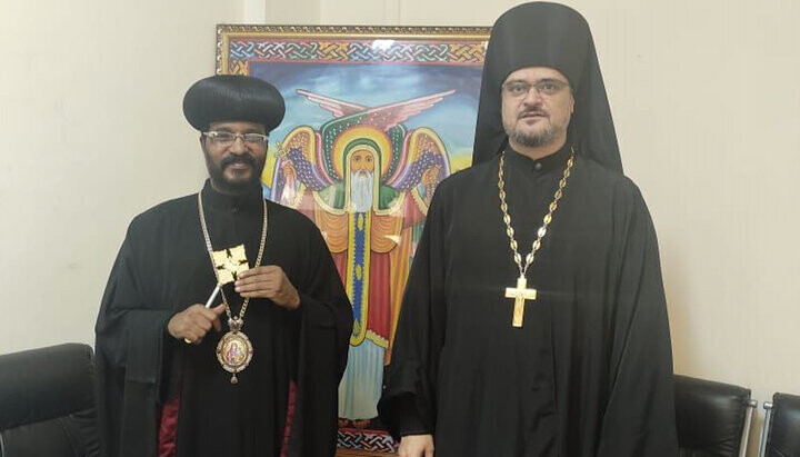 Епископ Эфиопской Церкви Абуна Арегави и иеромонах РПЦ Стефан (Игумнов). Фото: t.me/exarchleonid