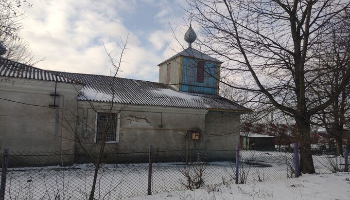 Biserica Sfinților Apostoli Petru și Pavel a BOaU din satul Marianovka, regiunea Volyn. Imagine: olx.com