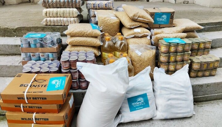 Продукты от фонда «Фавор» для мобильных трапезных, где кормят нуждающихся. Фото: страница БФ «Фавор» в Facebook