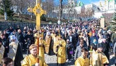 On Sunday of Triumph of Orthodoxy, UOC Primate leads Liturgy at Kyiv Lavra