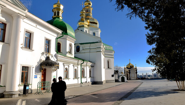 Ιερός ναός Ύψωση Τιμίου Σταυρού της Λαύρας των Σπηλαίων του Κιέβου. Φωτογραφία: lavra.ua