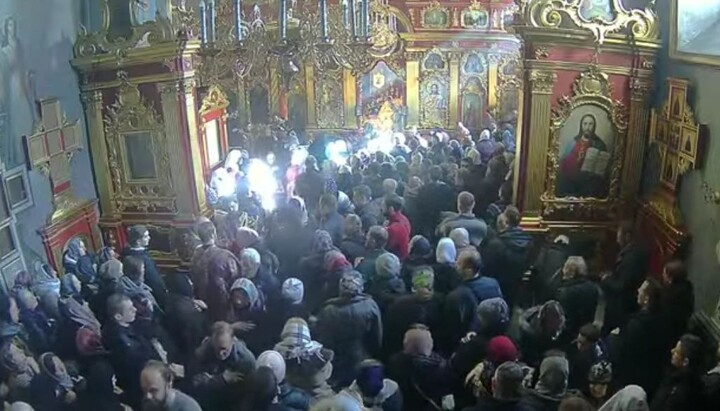 The Divine Liturgy of the Presanctified Gifts at St Mary's Standing. Photo: a video screenshot of video from the Kyiv-Pechersk Lavra channel