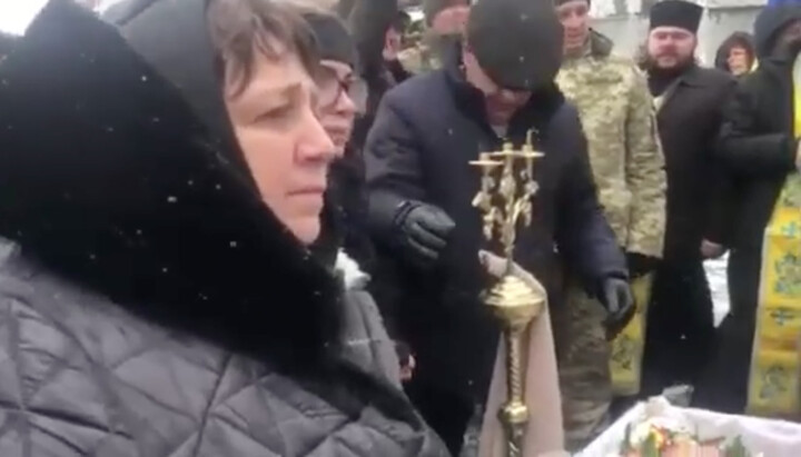 Похороны в Задубровке. Скриншот видео СПЖ