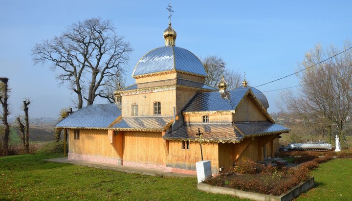 Ιερός Ναός Γέννησης της Υπεραγίας Θεοτόκου της UOC στο χωριό Vidnev, περιοχή Λβιβ. Φωτογραφία: wikipedia.org