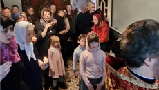Община кафедрального собора УПЦ в Шепетовке совершает литургии по домам
