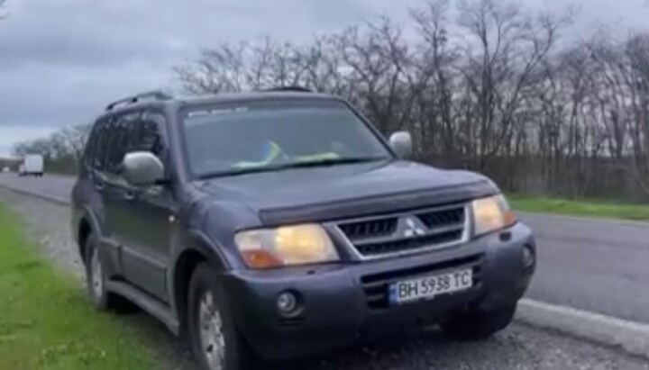 Автомобіль, переданий військовим Одеською єпархією УПЦ. Фото: скріншот відео на Telegram-каналі єпархії